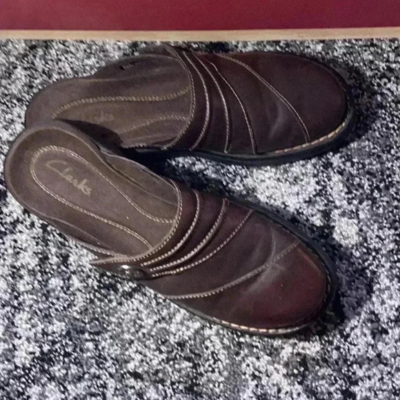 Clarks Patty Beli Leather Slip On Brown  comfortable Clogs Size 6 - Picture 1 of 7